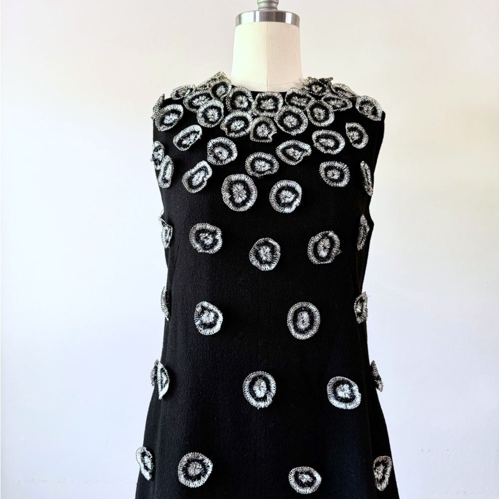 Vintage 60s black mod dress w/ metallic silver crochet embellishments small